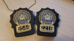 Brooklyn 99 Detective Badges (Jake and Amy)