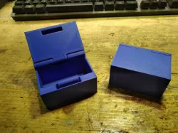 Customizeable box with lid