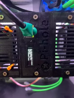 Pi-Hole-RackPi-Plugable USB - oled screen