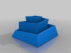 Pyramidal planter