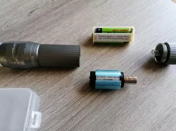 Battery sleeve for flashlight