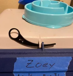 Dog food bin security