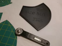 Respirator cutter pattern