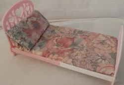 Mountable Barbie size bed for dolls