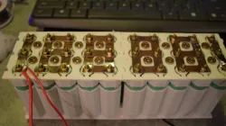 Post-Scarcity Lithium Battery Kit (Inspired by Vruzend)