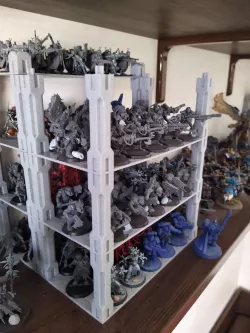 Stackable miniatures shelves (25/32/40mm bases)