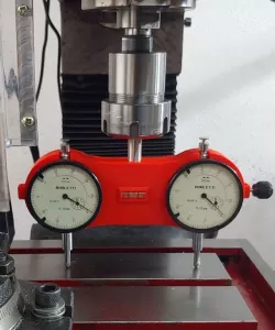 Support for 2 centesimal comparators (body dia 52 mm) for BF20