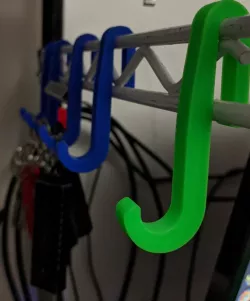Wire shelf hook