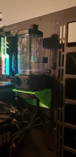 thermaltake core p5 ddc water pump bracket
