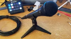 Tiny Microphone Holder