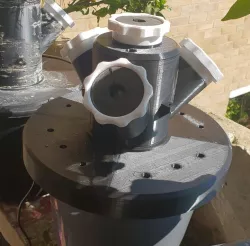 Hydroponic planter