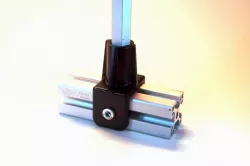 Infento 90° profile to axle connector