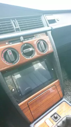 Mercedes Benz 190E W201 2-DIN adapter frame