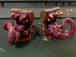 Mimic - Toothy Treasure Chest - D&D Miniature - with added base