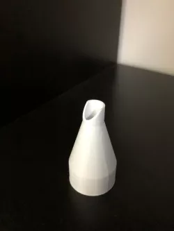 Plastic bottle spout