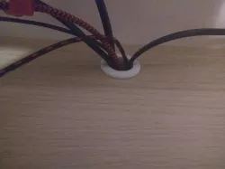 Small cable table mounting