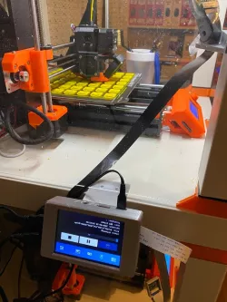 Raspberry Pi with 3.5 inch TFT adafruit screen case for side of a lack enclosure for octoprint