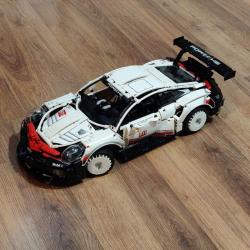 STL file 2 in 1 Wall Mount for Technic Porsche 911 RSR 42096 - angled &  flush mount 🏠・Model to download and 3D print・Cults