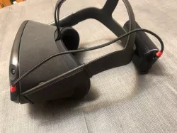 Oculus Quest battery mount