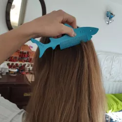 Shark Comb