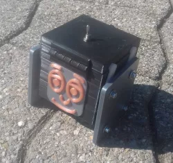 walking robot cube