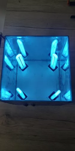 UV Box 
