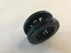 Grommet