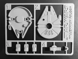 Millennium Falcon Kit Card