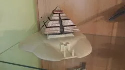 Pyramid Ship from the Star Gate