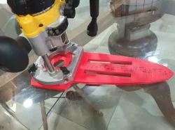 Circle Jig for Dewalt DWP611 Router