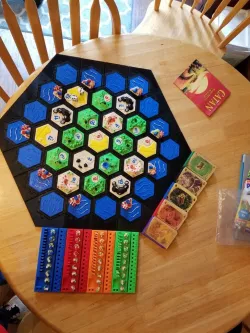 Catan base magnetless interlocking frame edge