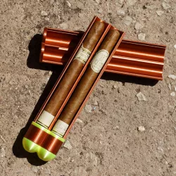 Cigar case / box