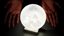 DIY Photo Moon Lamp