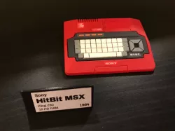 Mini Sony HitBit MSX (HB-101)
