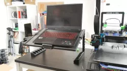 Notebook Tisch / Notebook Table