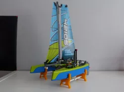 Stand for Lego Technic Catamaran 42105