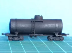 SZHD 50-ton tankcar 1:87 & 1:200