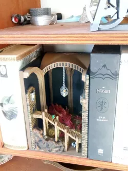 The Hobbit - Book Nook (NO SUPPORTS)