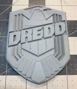 Dredd 2012 Badge and Badge Blank