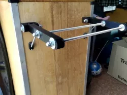 Foldable towel holder