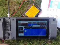 handles for RX SDR Raspberry pi and HDMI 7 inch screen