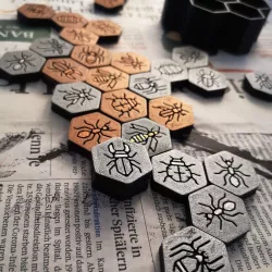 Pocket Hive Game (Geometric Style)