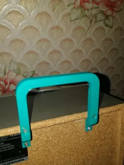 speaker carrying handle