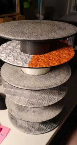 Additional patterns and rotating spacers for Miniature Desiplay from empty spools