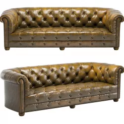 Antique Chesterfield Sofa 3D model