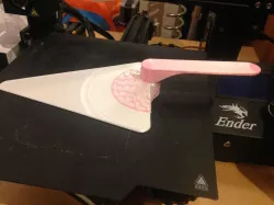Cake slicer