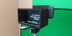 iPhone X Teleprompter