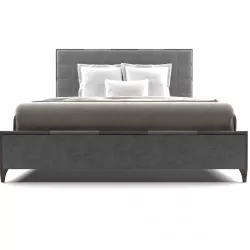 Vanguard Furniture - Chatfield King Bed 3D model