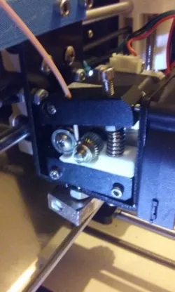 Adaptador extrusor filaflex en Freecad