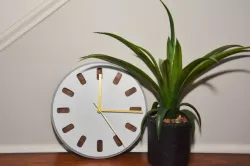 Clock (3D printed mold for concrete or fully 3D printed clock body)